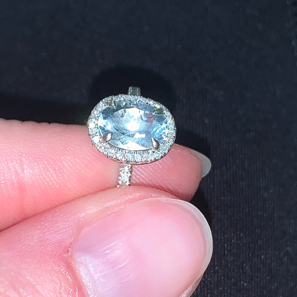 Size 7 Aquamarine and diamond rings 14k white gold - Recently cleaned by jeweler - Picture 5 of 9